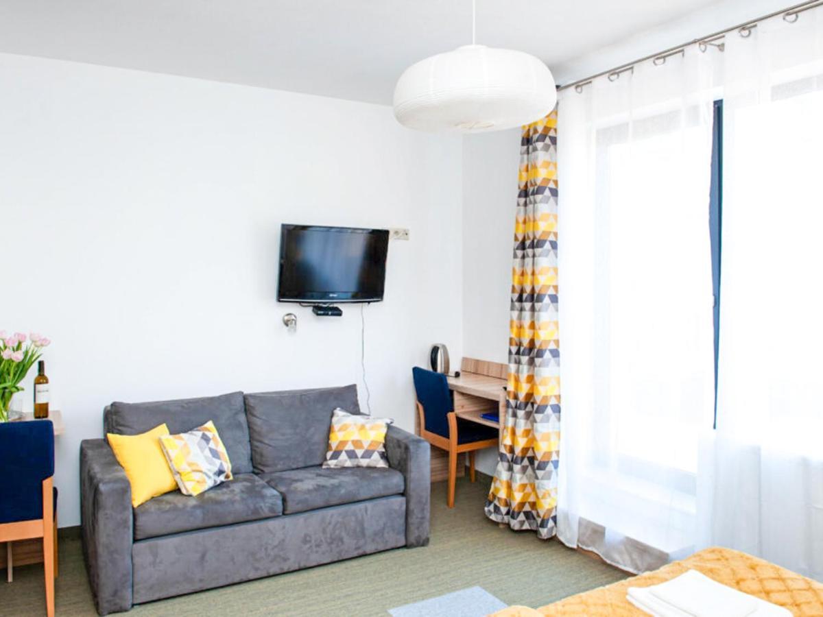 ニエホジェ Gosciniec Ptasi Zaulek Bed & Breakfast エクステリア 写真